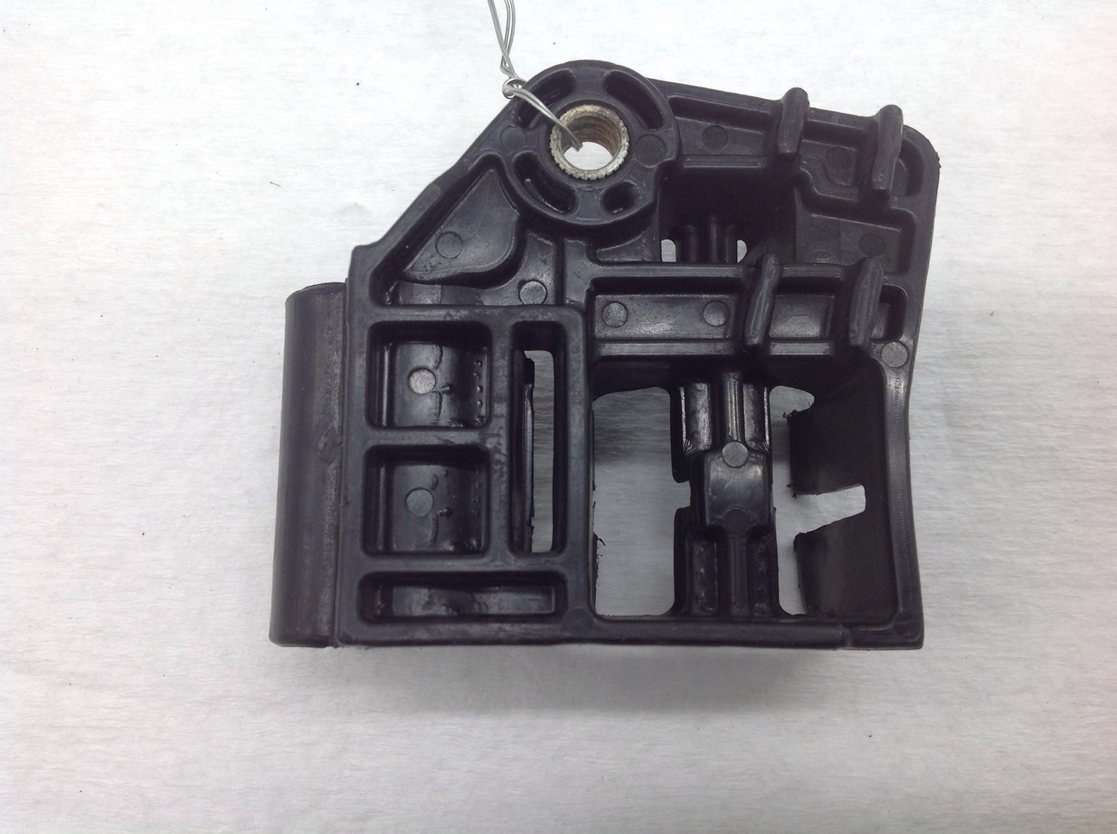 2011 Polaris Fuel Filter Retainer - Image 2