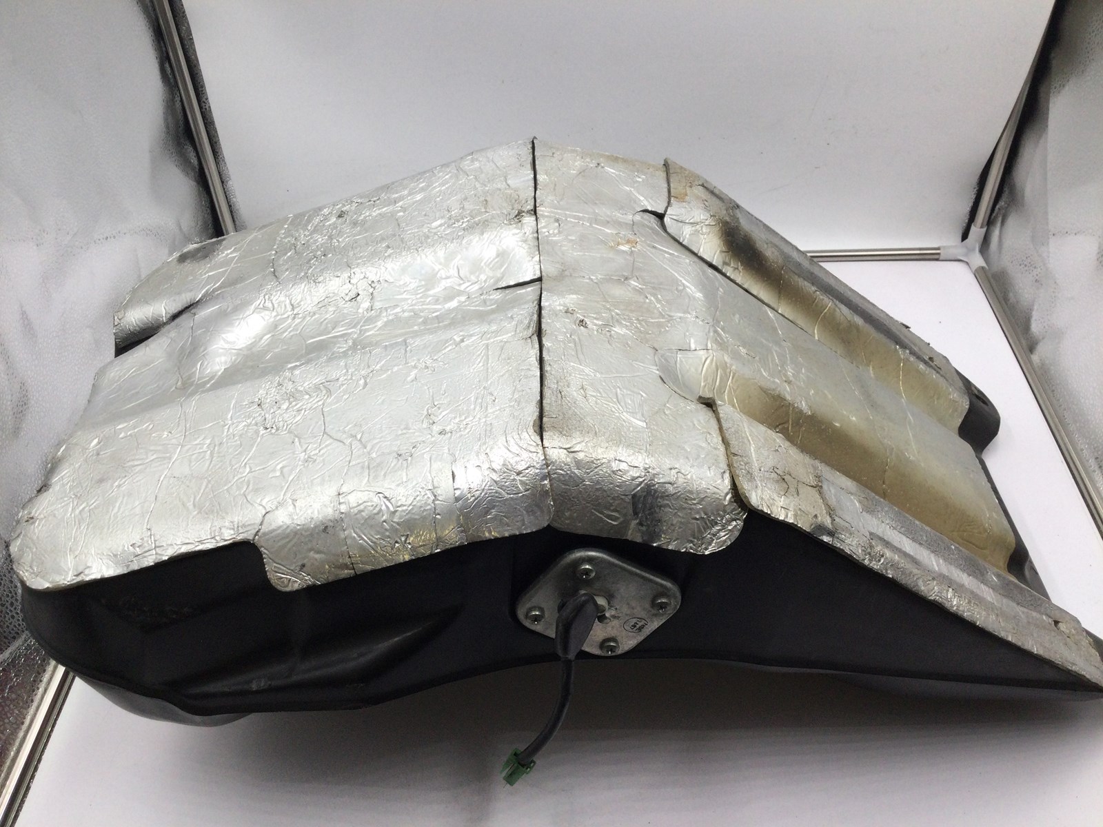 2009 Yamaha Gas Tank - Image 4