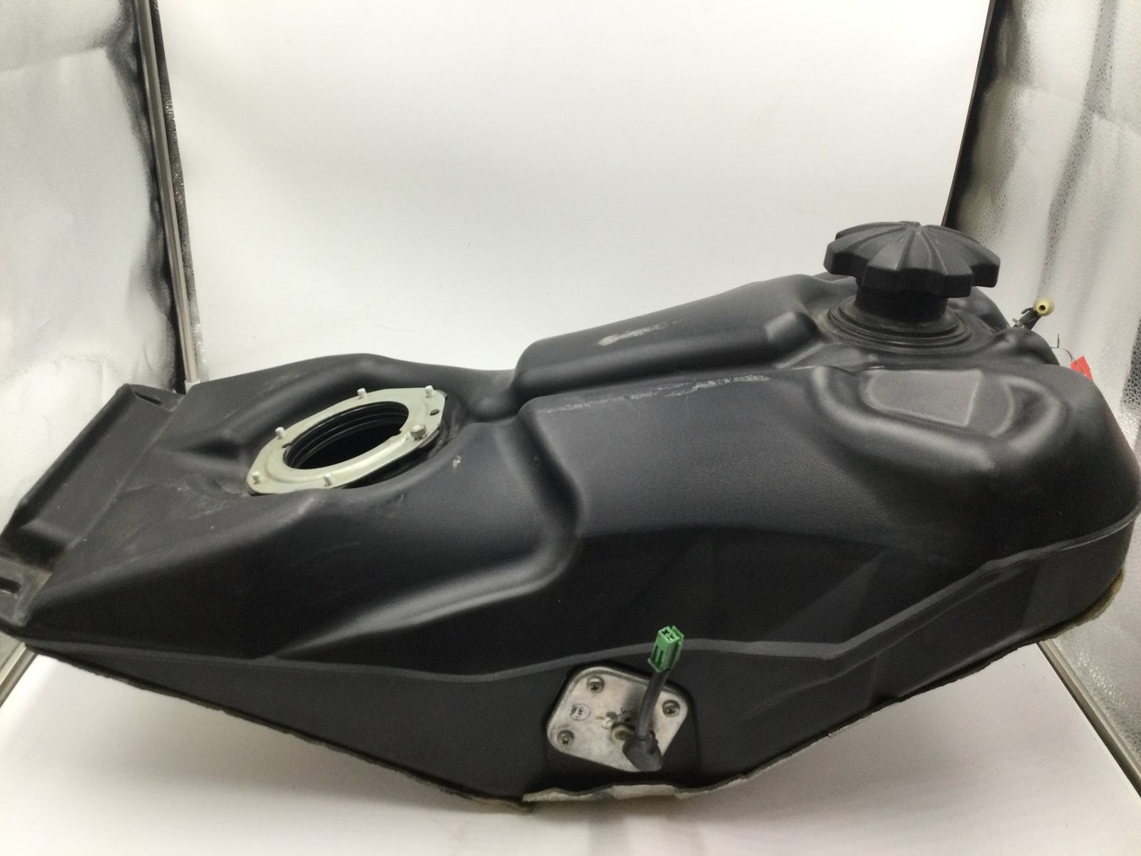 2009 Yamaha Gas Tank