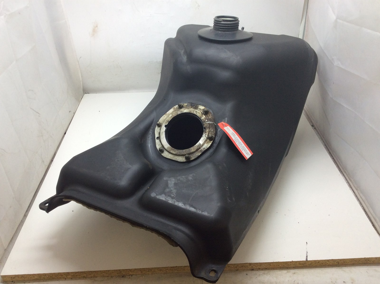 2006 Yamaha Gas Tank - Image 2