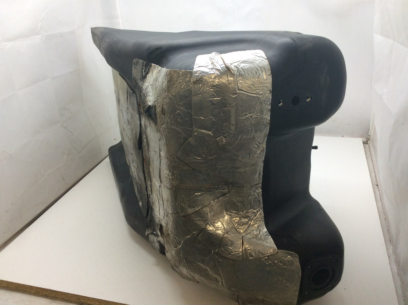 2006 Yamaha Gas Tank - Image 5