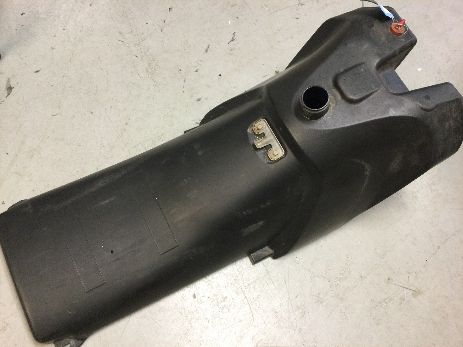 2006 Polaris Gas Tank - Image 3
