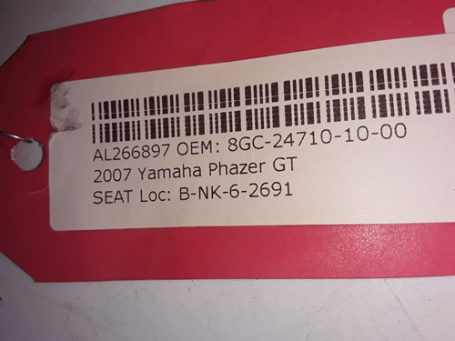 2007 Yamaha seat - Image 5
