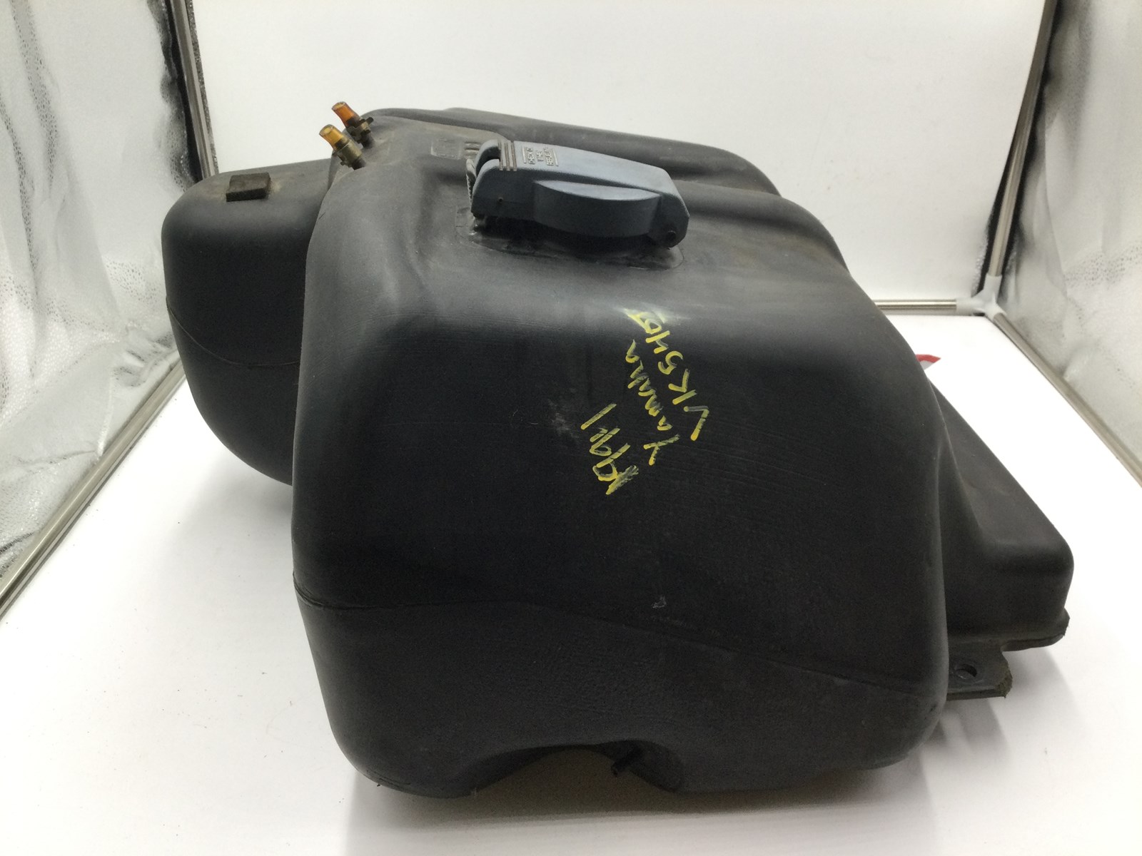 1997 Yamaha gas tank