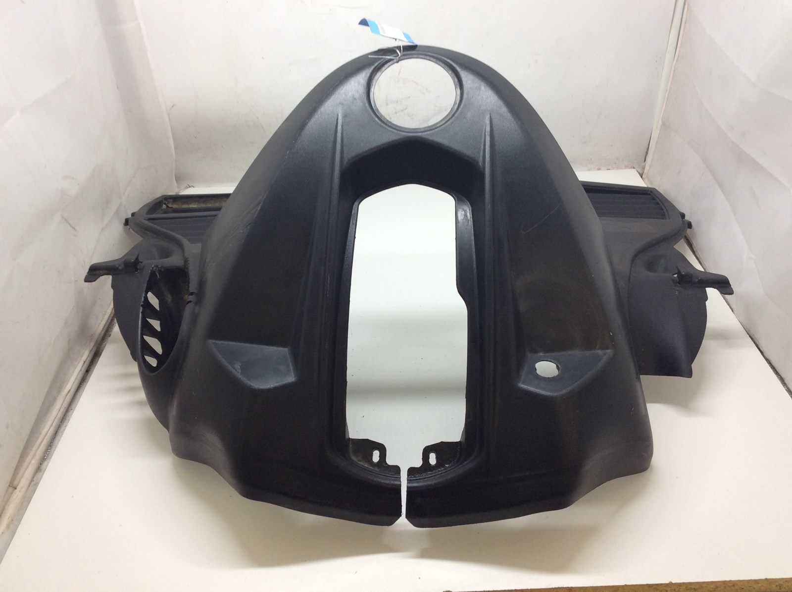 2008 Polaris console - Image 2