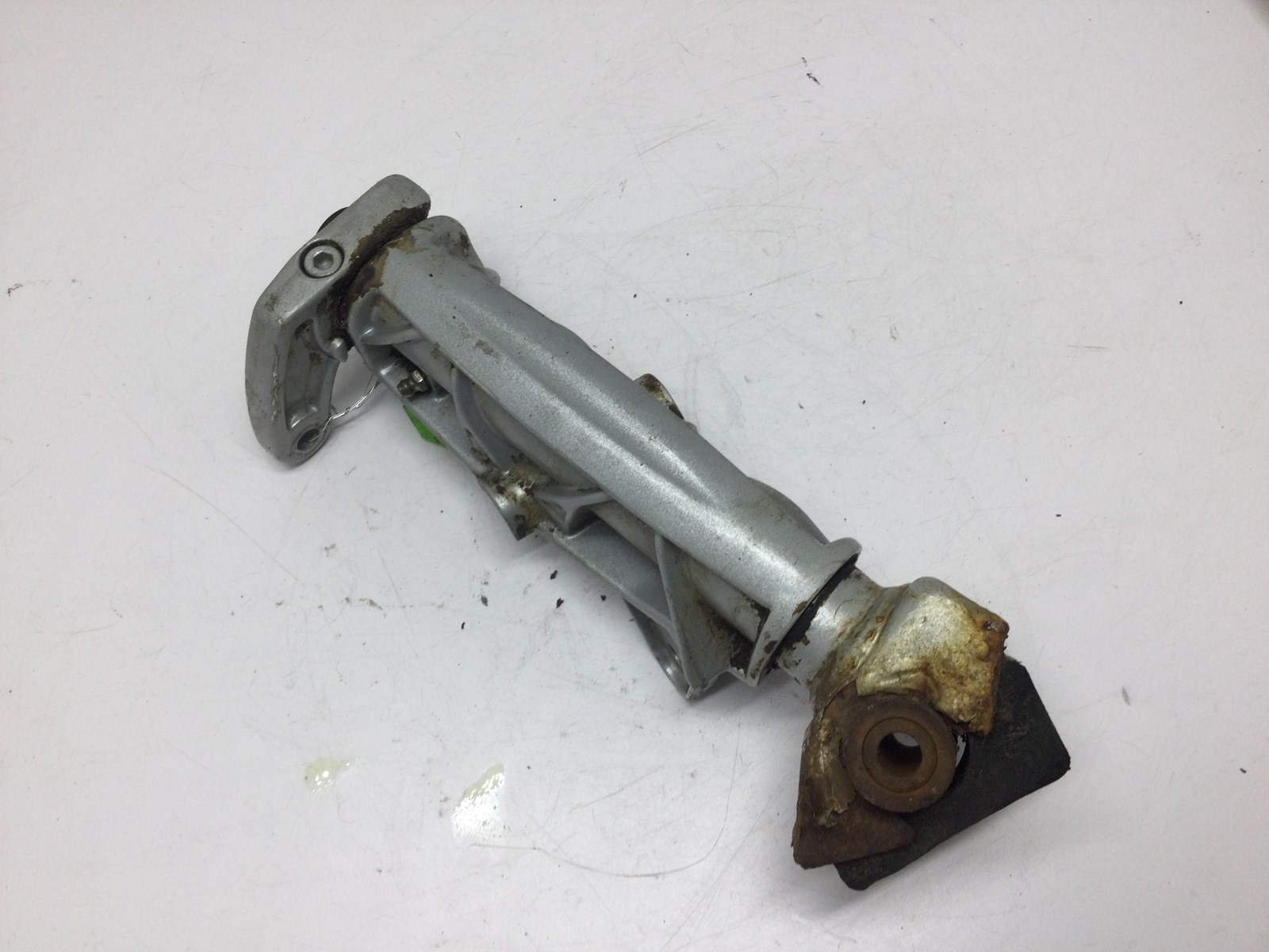 2009 Arctic Cat RH Ski Spindle - Image 2