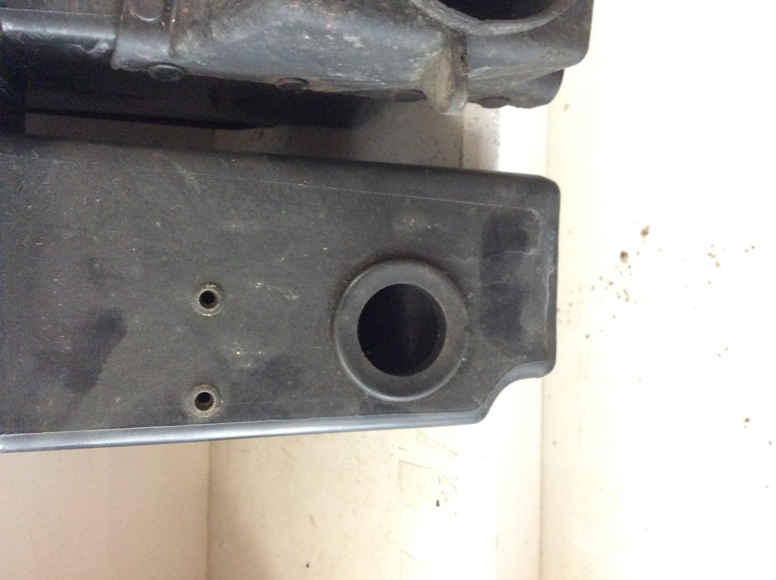 2002 Arctic Cat Airbox - Image 3