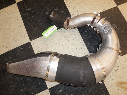 2001 Arctic Cat muffler - center pipe