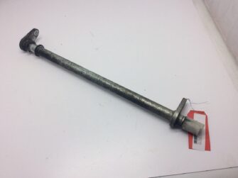 2005 Yamaha steering post - lower