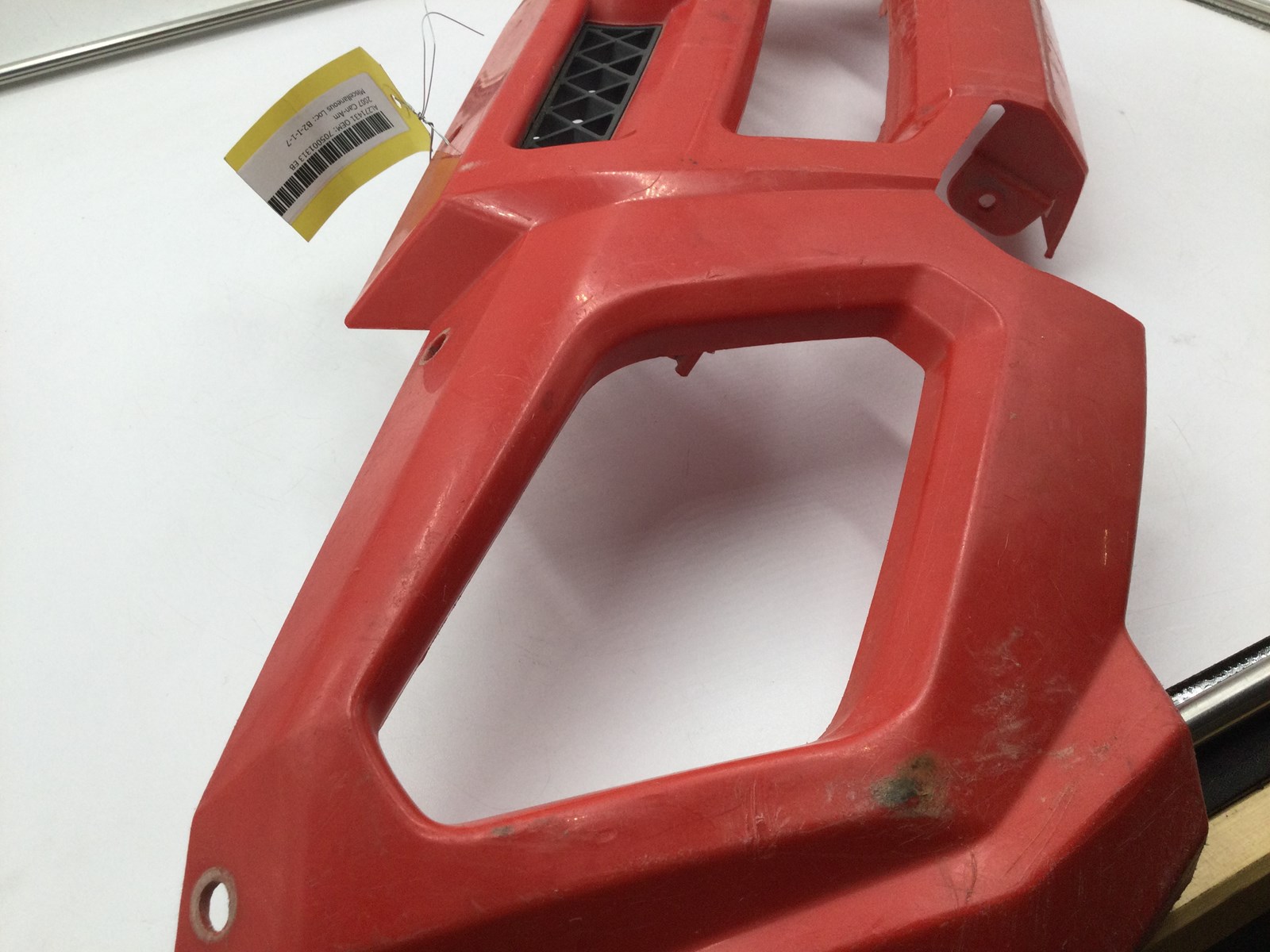 2007 Can-Am front fascia - red - Outlander 650 XT - Image 4