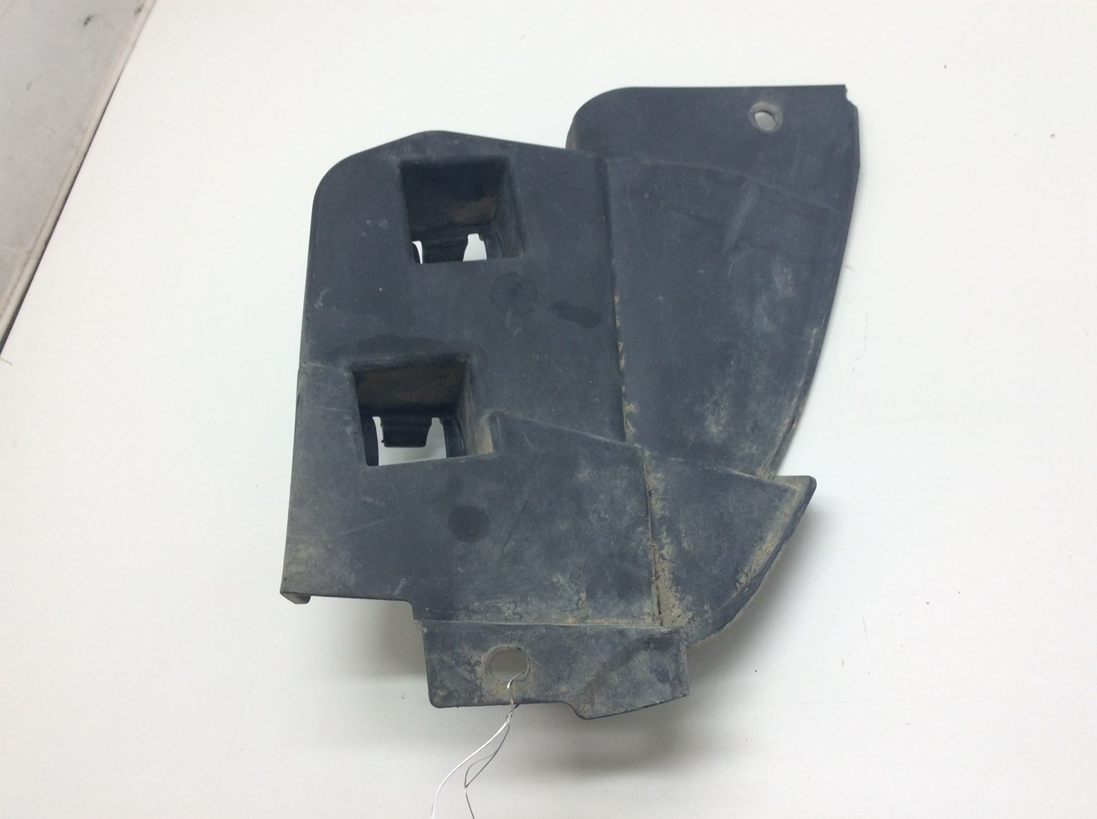 2007 Can-Am inner fender (RH) - Outlander 650 XT