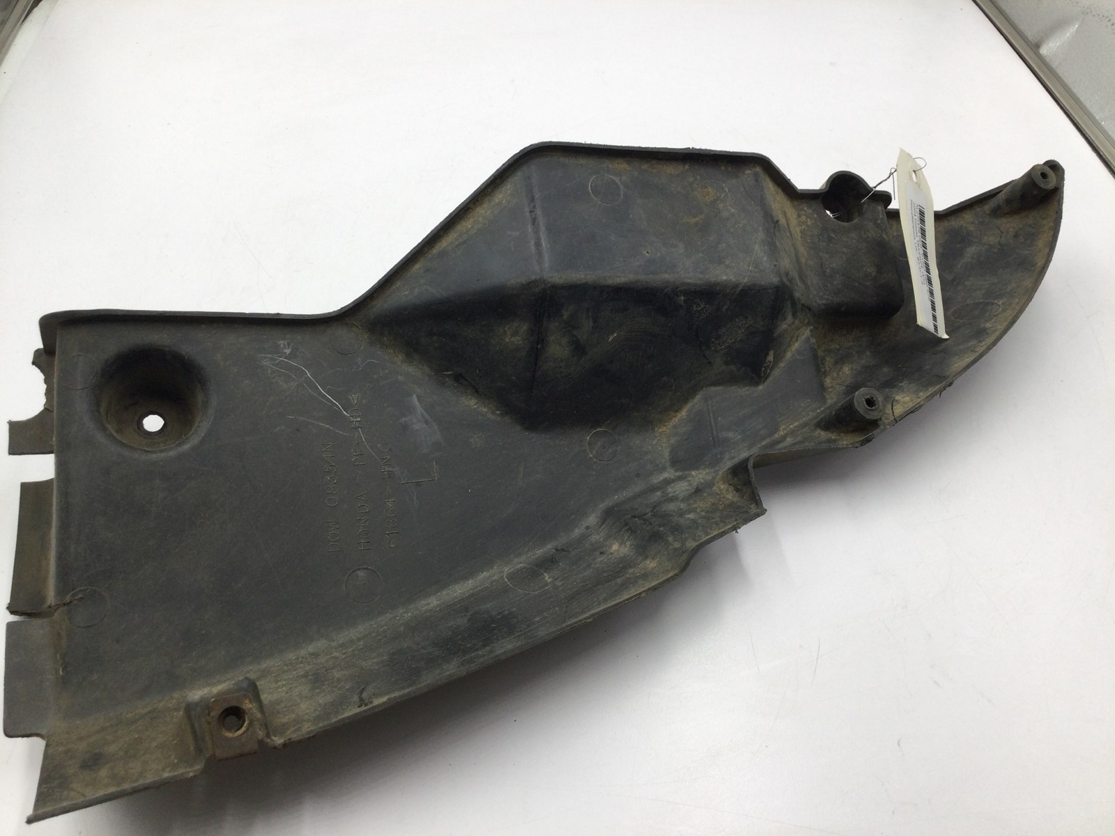 2004 Honda inner fender - left front - Image 4