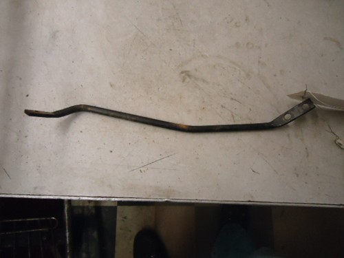 2004 Honda RH Rear Fender Stay