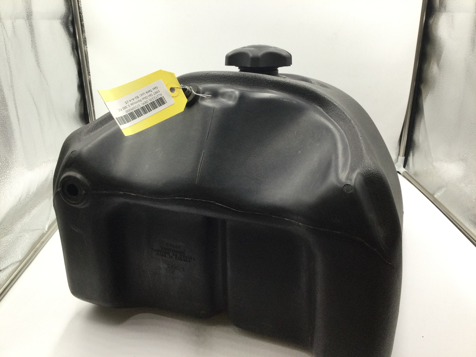 1997 Ski-Doo gas tank - Image 2