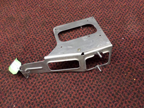 2005 Arctic Cat servomotor mounting plate