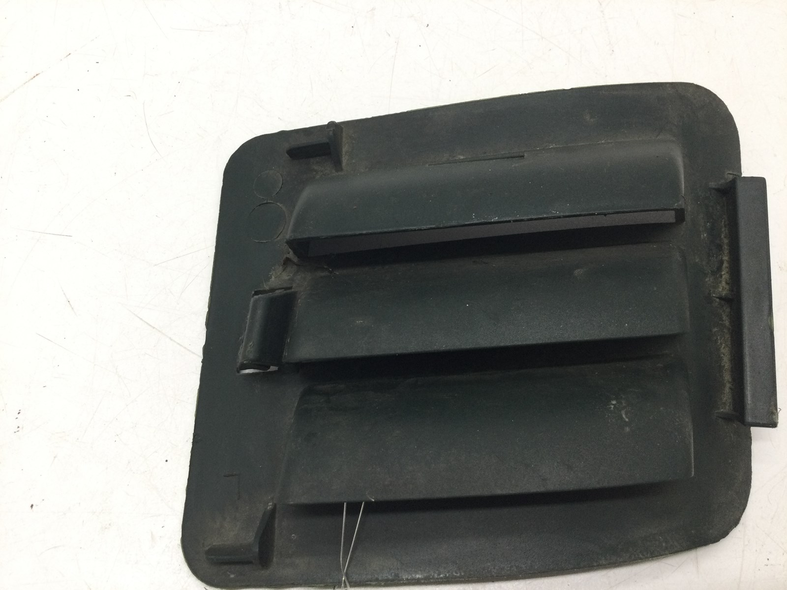 2001 Arctic Cat LH LOUVER, AIR-INTAKE - Image 3