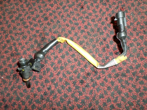 2006 Polaris fuel injector - yellow