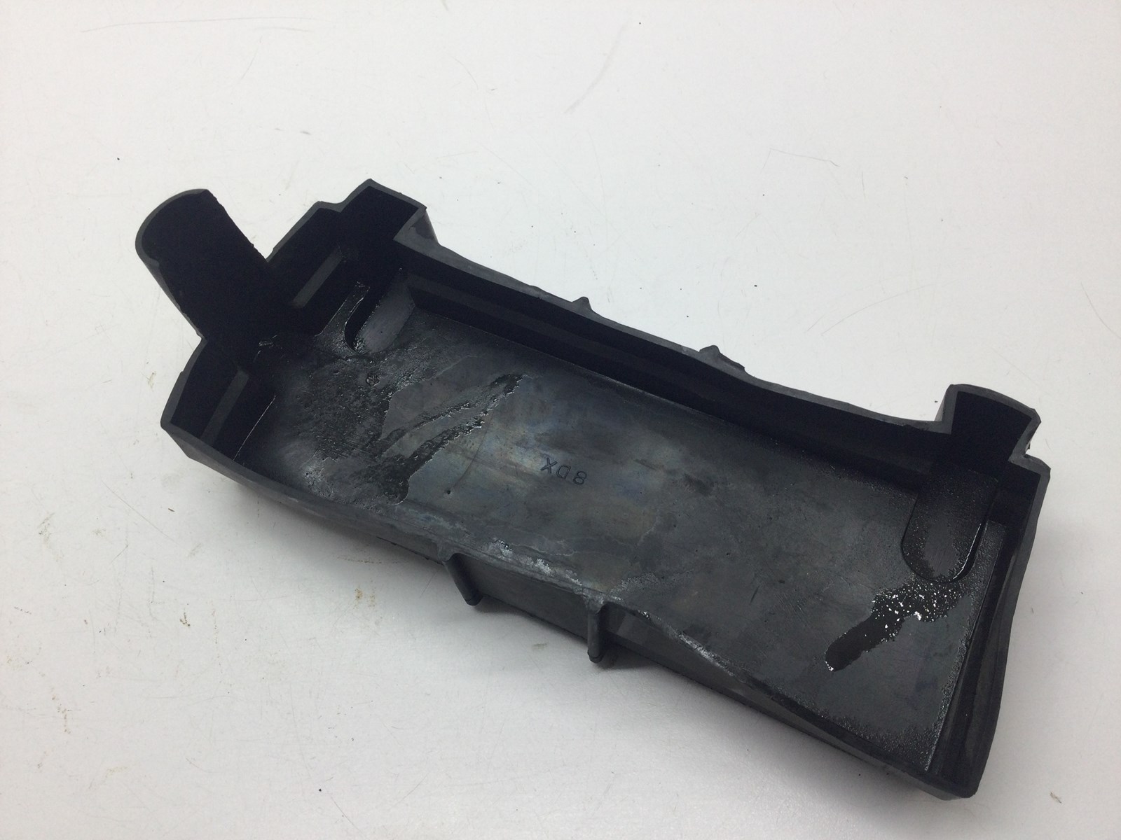 2000 Yamaha Battery Cover - Image 5