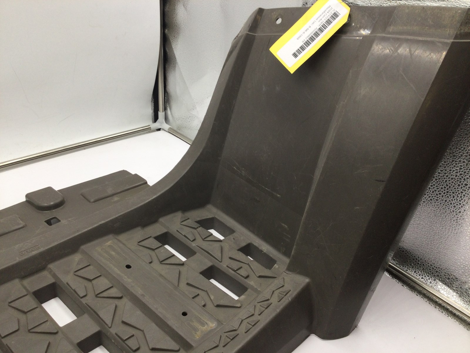 2004 Can-Am footrest - Outlander 330 (4X4) - LH - Image 3
