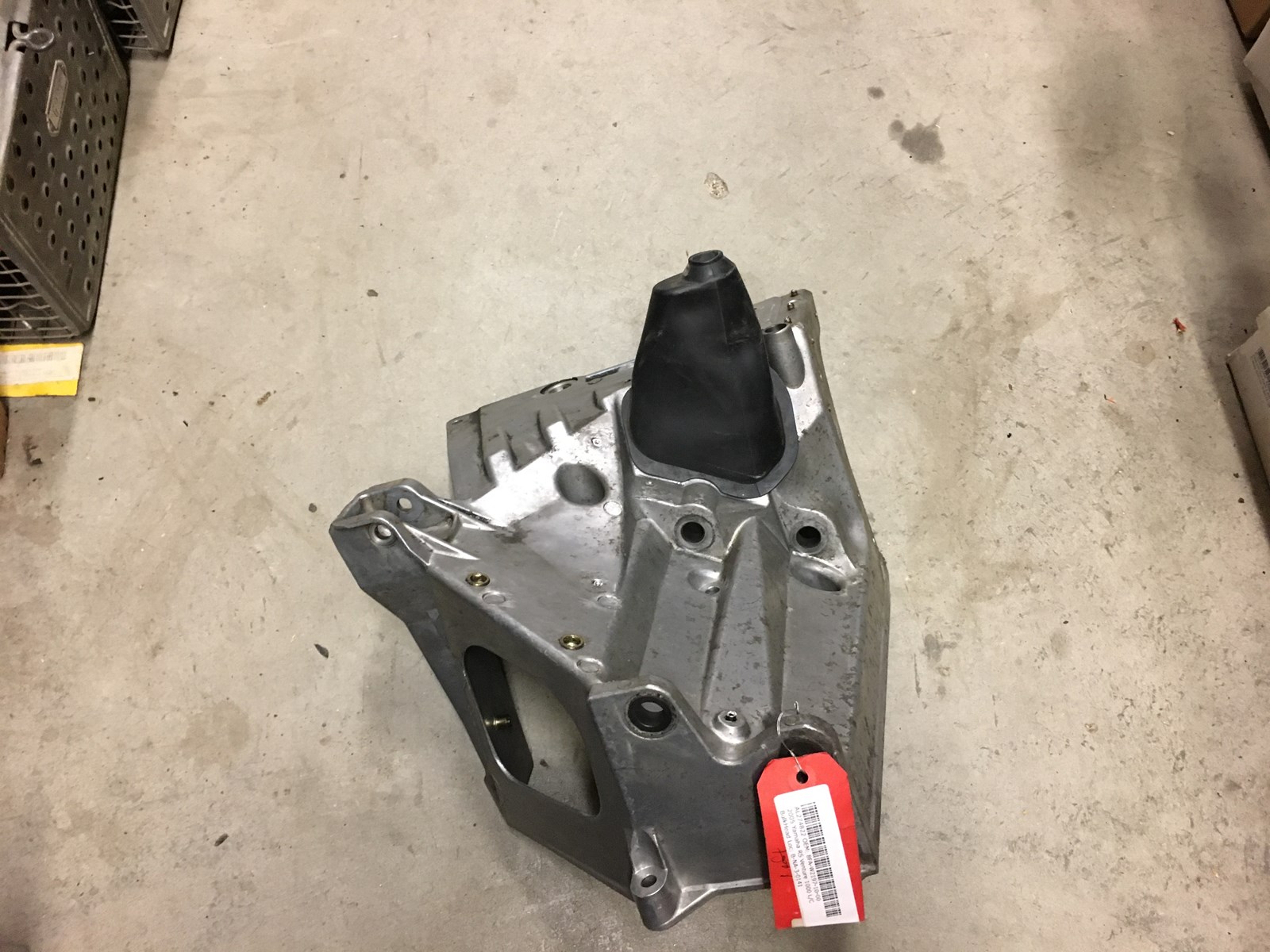 2005 Yamaha LH Bulkhead - Image 5