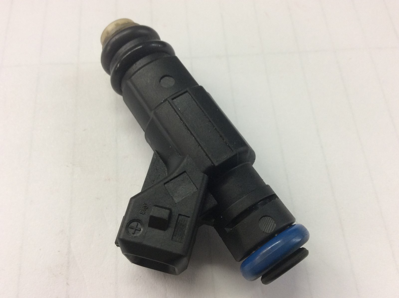 2007 Polaris fuel injector - Image 3