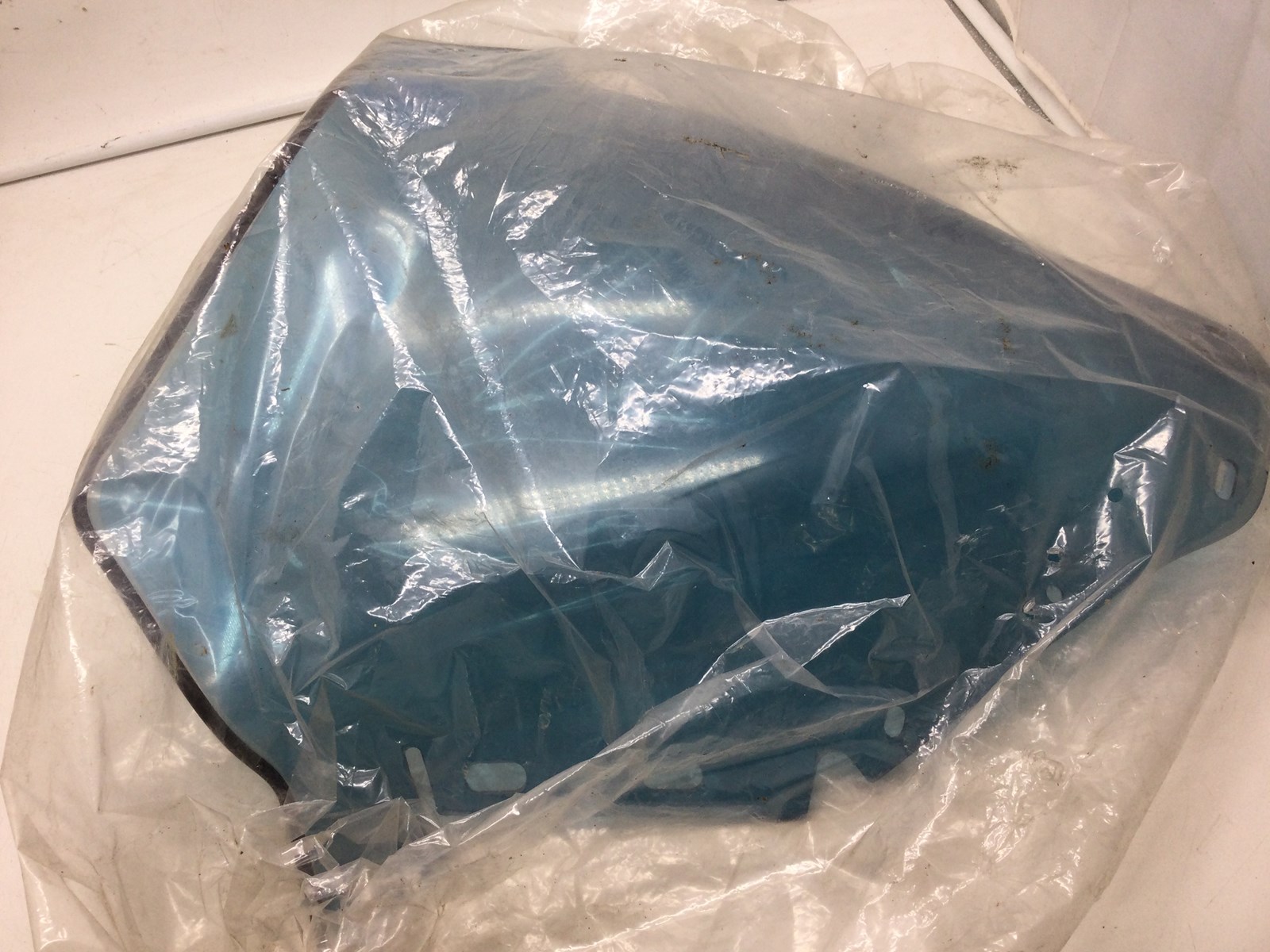 2017 Ski-Doo WINDSHIELD 450 - Image 4