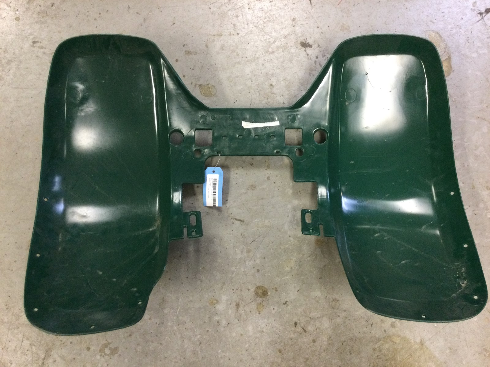 1992 Polaris Trail Boss 350L - front fender - green - Image 4