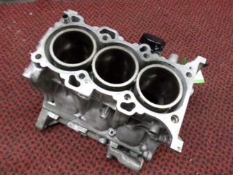 2004 Arctic Cat crank case