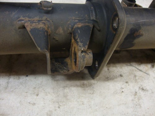 2002 Honda Right Side Rear Axle Housing - Image 3