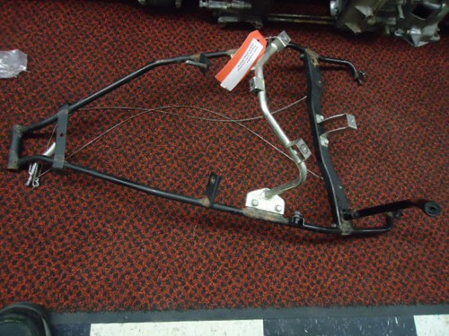 2011 Yamaha Hinge 1