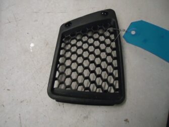 2005 Polaris RH Nose Pan Screen
