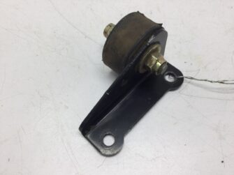 2001 Polaris Top Engine Mount w/Rubber Mount