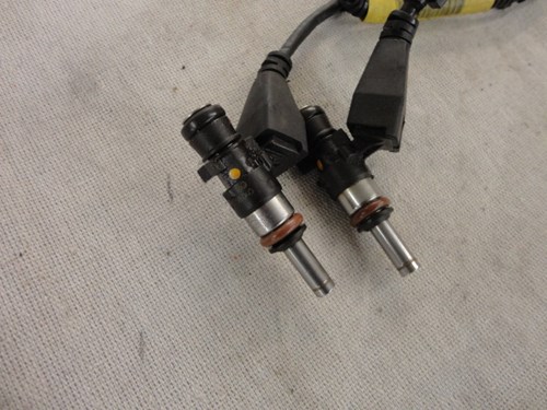 2005 Polaris Fuel Injectors - yellow dots - Image 2