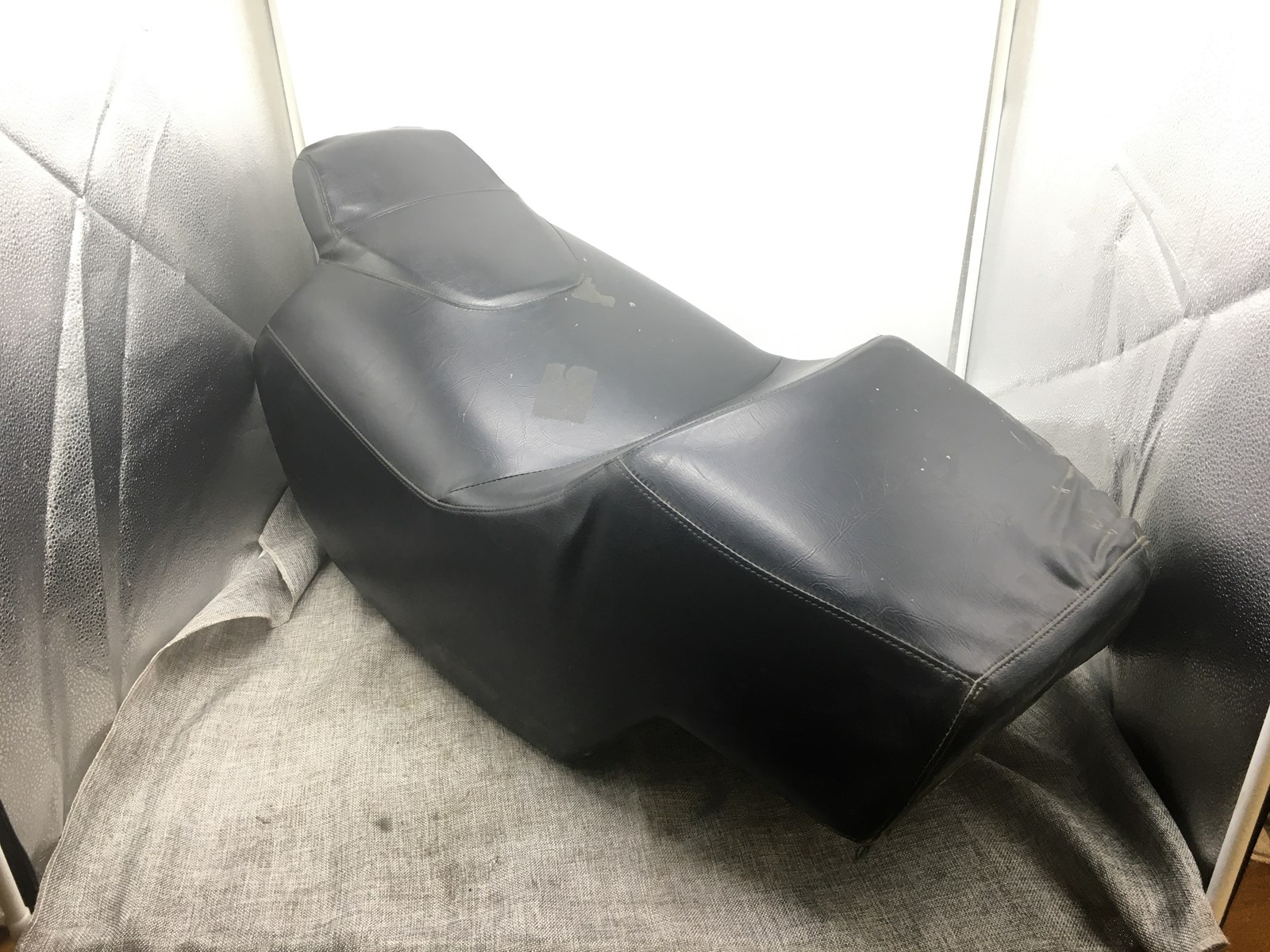 2008 Arctic Cat Seat - Image 3