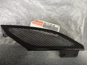 2002 Yamaha hood louver 2