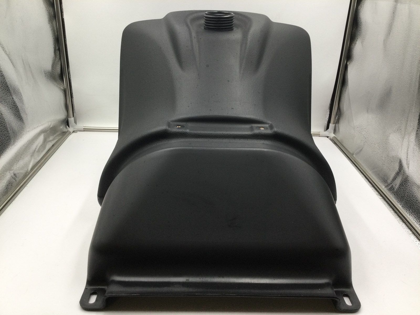 1998 Yamaha gas tank - Image 2