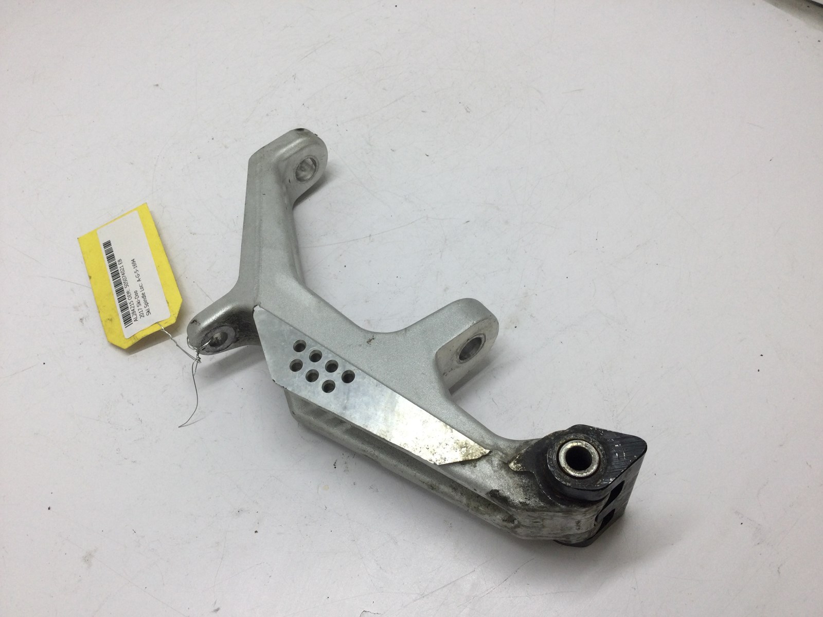 2017 Ski-Doo RH Ski Leg Spindle