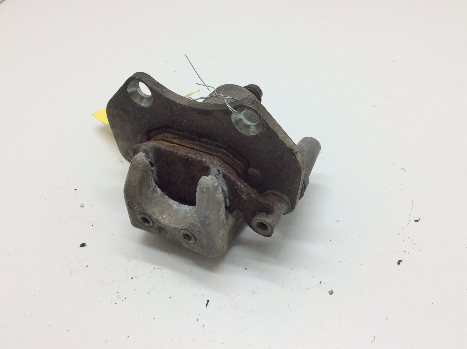 2009 Can-Am Outlander 650 XT LH front brake caliper - Image 2