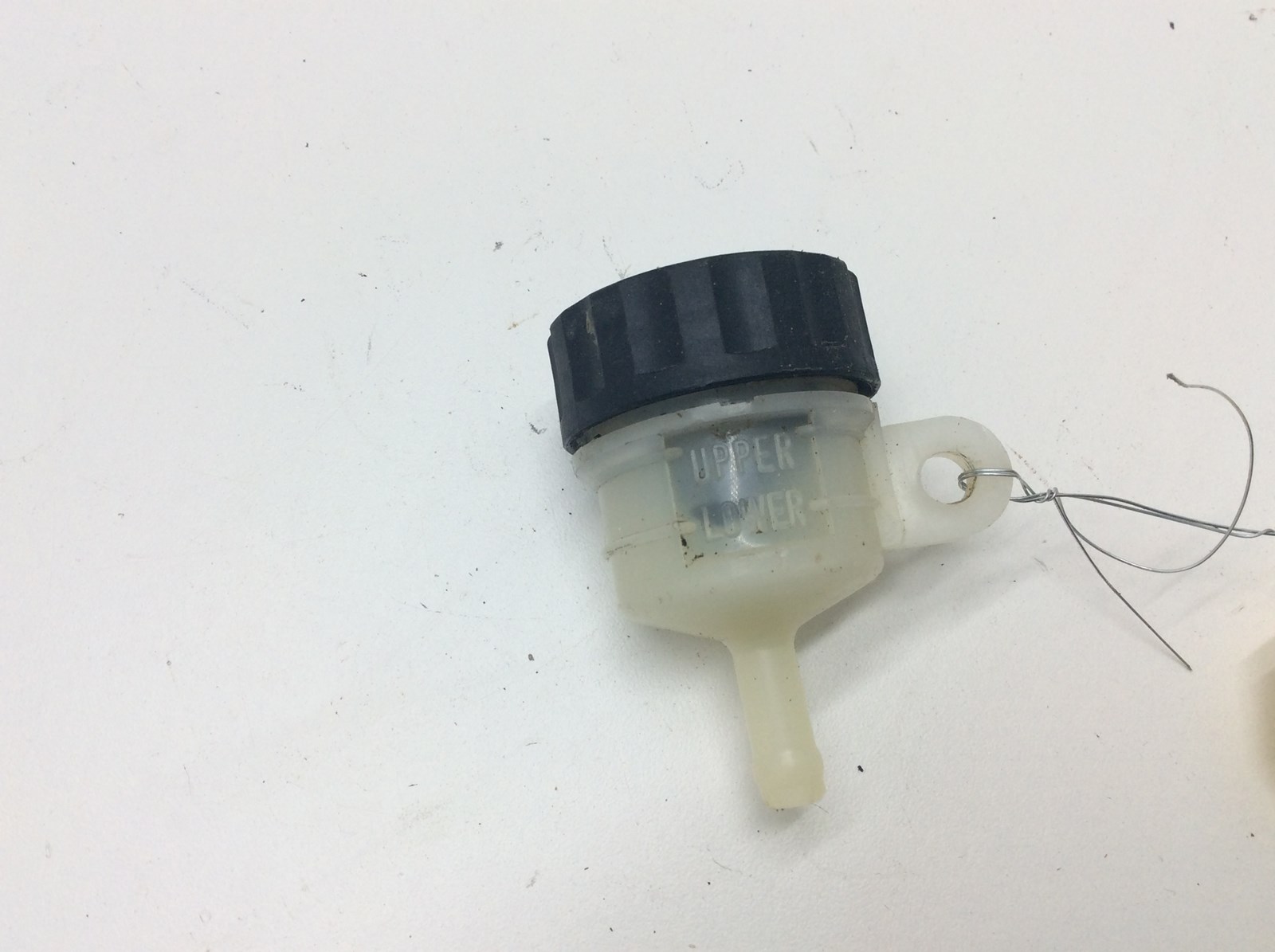 2009 Can-Am oil tank - brake fluid reservoir -- Outlander 650 XT - Image 4