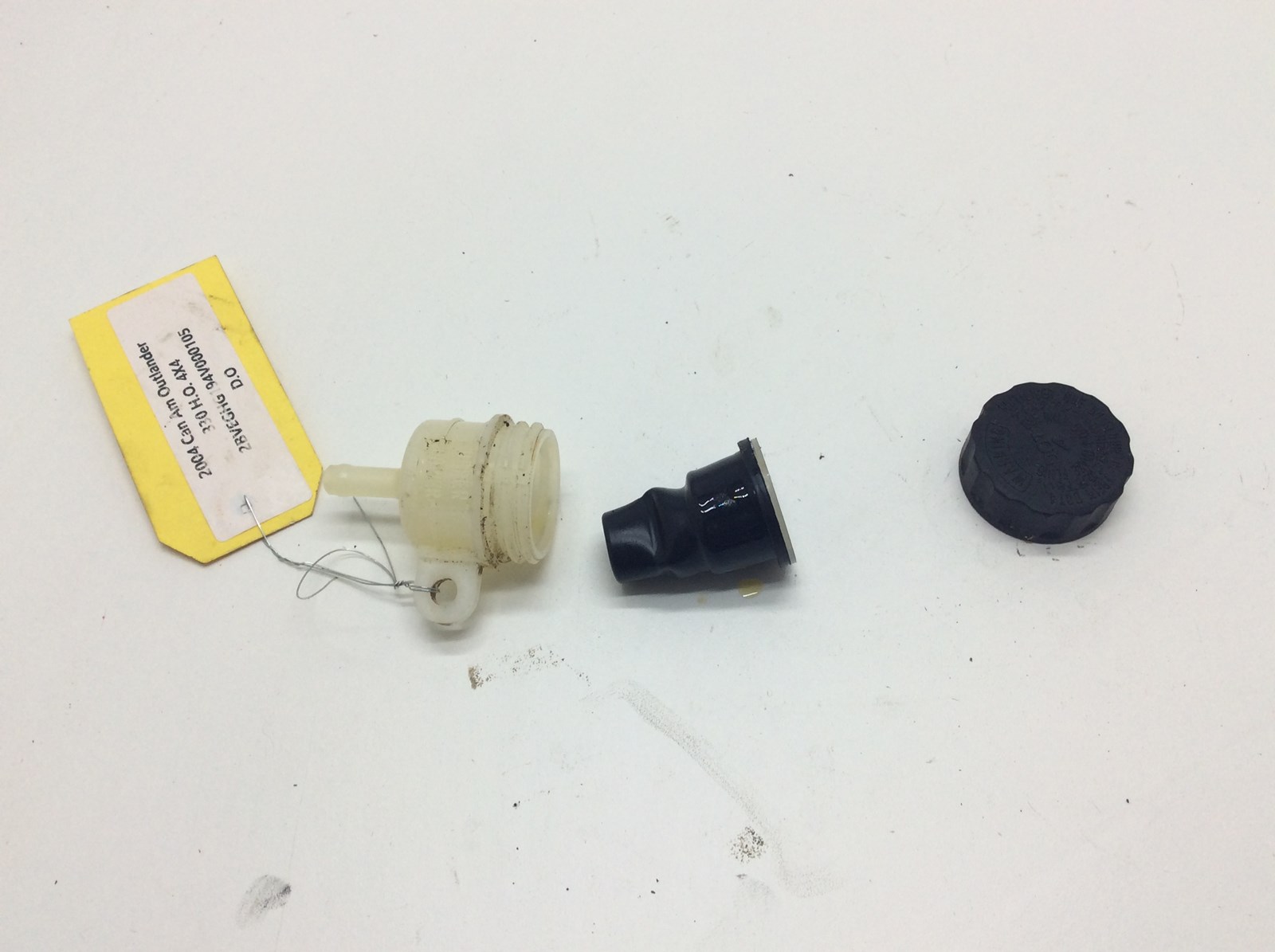 2009 Can-Am oil tank - brake fluid reservoir -- Outlander 650 XT - Image 5