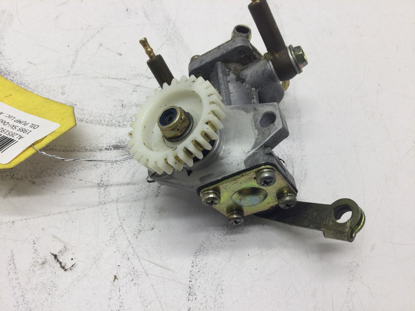 1988 Ski-Doo Oil Pump - Image 3