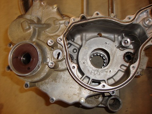 2001 Honda Crank Case - Image 2