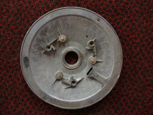 Vintage Johnson/Evinrude starter pulley housing - Image 2