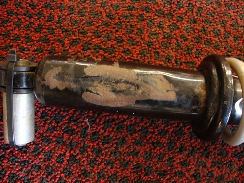 2007 Arctic Cat Hydraulic front ski shock - Image 3