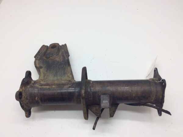 1999 Honda Rear RH Axle Carrier - Image 5