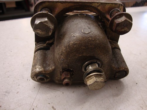 2012 Polaris LH rear brake caliper - Image 3