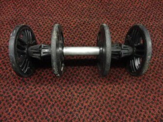 2016 Polaris rear axle w/wheels & spacers