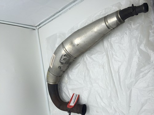 1999 Yamaha Muffler-tune pipe center - Image 2