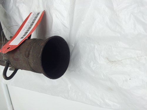 1999 Yamaha Muffler-tune pipe center