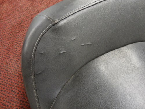 2011 Arctic Cat front seat assembly - Image 4